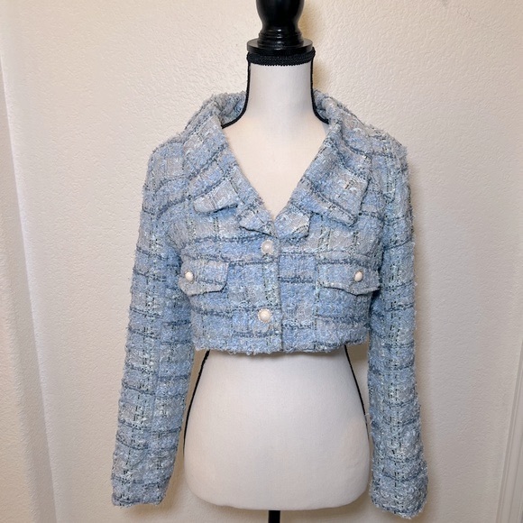 Chanel vibes light blue boucle cropped jacket with pearl buttons - Picture 1 of 15